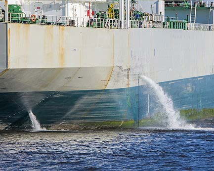 Monitoreo de la desinfección UV o química del agua de lastre para evitar complicaciones